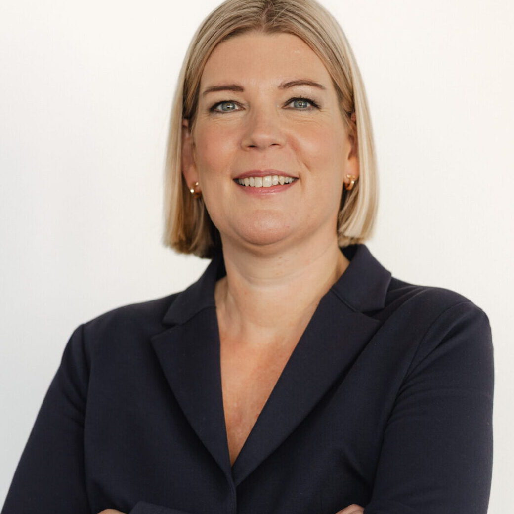 Melanie Solmecke, Fachanwältin für Bau- und Architektenrecht und Fachanwältin für Verwaltungsrecht Melanie Solmecke, Fachanwältin für Bau- und Architektenrecht und Fachanwältin für Verwaltungsrecht