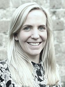 Nicola Buchholz, Rechtsanwältin, Tätigkeitsschwerpunkt: allgemeines Zivilrecht, Handels – und Gesellschaftsrecht