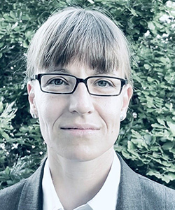 Judith Henne, Fachanwältin für Bau- und Architektenrecht und Fachanwältin für Versicherungsrecht